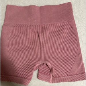 Scrunch shorts